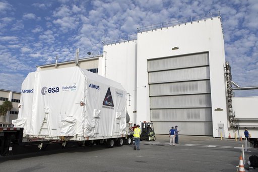 Orion EM-1 European Service Module Arrival at O&C