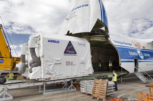 Orion EM-1 European Service Module Arrival at SLF