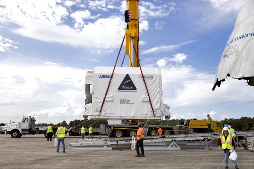 Orion EM-1 European Service Module Arrival at SLF