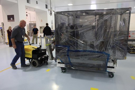 CRS-17 Payload STP-H6 move to SpaceX