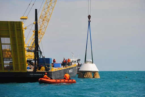 Starliner Astronaut Water Rescue Training