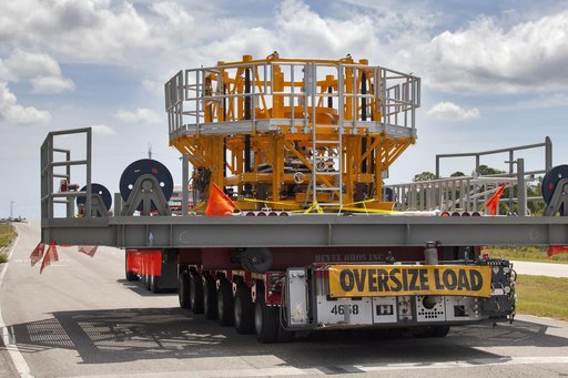 Engine Vertical Installer Arrival