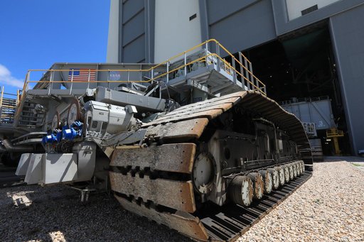 Crawler Clears VAB's Highbay 2 for Commercial Partner
