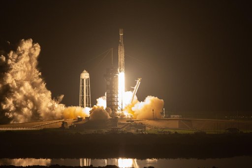 SpaceX Falcon Heavy STP-2 Liftoff