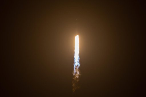 SpaceX Falcon Heavy STP-2 Liftoff
