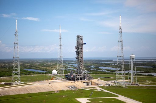 Aerial Photos - Mobile Launcher on Pad 39B