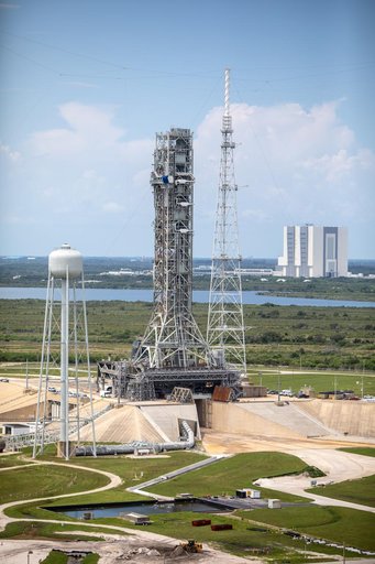 Aerial Photos - Mobile Launcher on Pad 39B
