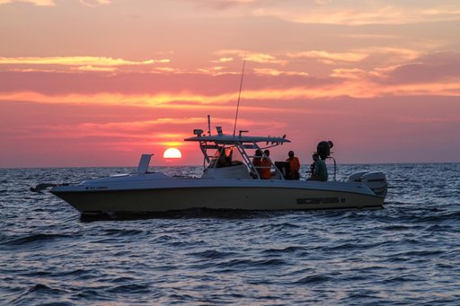 NASA AA-2 team recovering EDRs in the open water