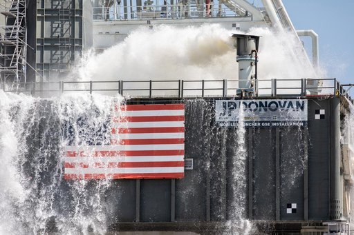 Water Flow Test with Mobile Launcher at Pad 39B
