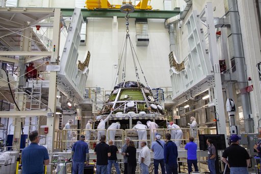 Artemis 1 Crew Module and Service Module Stacking