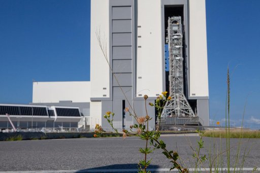 Mobile Launcher Back to Pad 39B