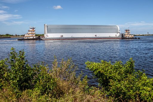 SLS Core Stage Pathfinder Barge Arrives at KSC