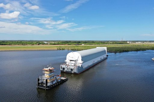 SLS Core Stage Pathfinder Barge Arrives at KSC