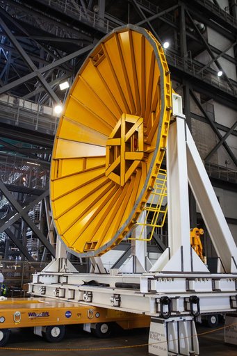 SLS Core Stage Pathfinder Training - Move to North End Scaffoldi