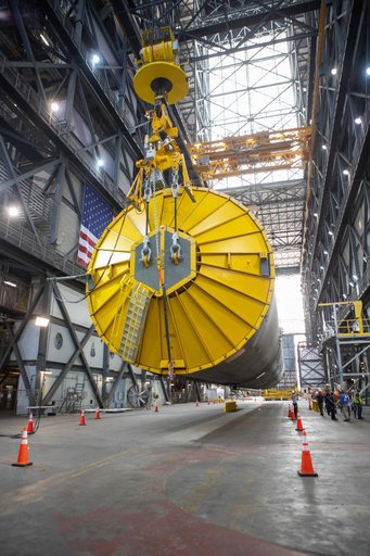Core Stage Pathfinder Training Month - Lift into High Bay 3