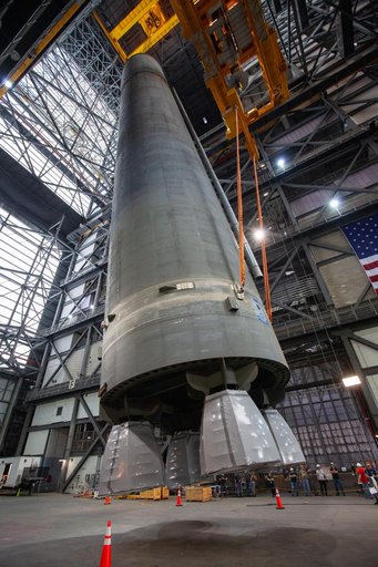 Core Stage Pathfinder Training Month - Lift into High Bay 3