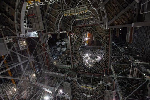 Core State Pathfinder Training Month - Lift into High Bay 3
