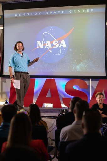 Launching Leaders Video Series - Customers