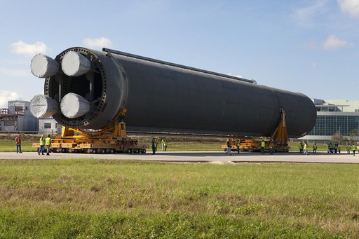 SLS Core Stage Pathfinder Move From VAB To Pegasus