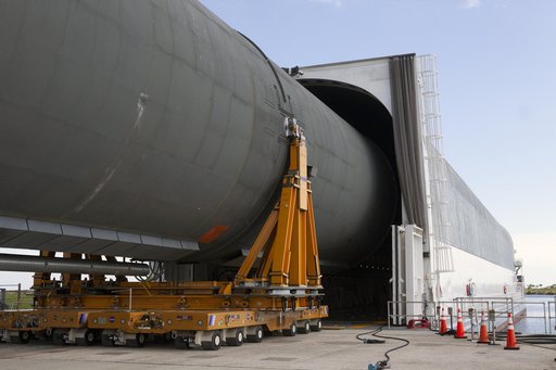 SLS Core Stage Pathfinder Move From VAB To Pegasus