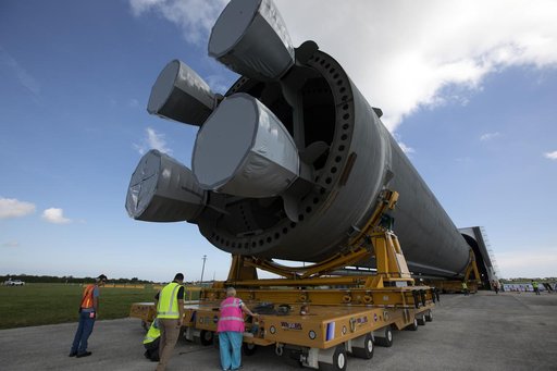 SLS Core Stage Pathfinder Move From VAB To Pegasus