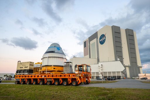 CCP Boeing CST-100 Starliner OFT Rollout - Transport to Pad 41