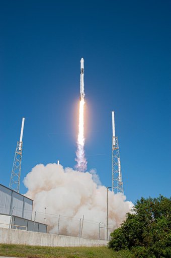 SpaceX CRS-19 Liftoff