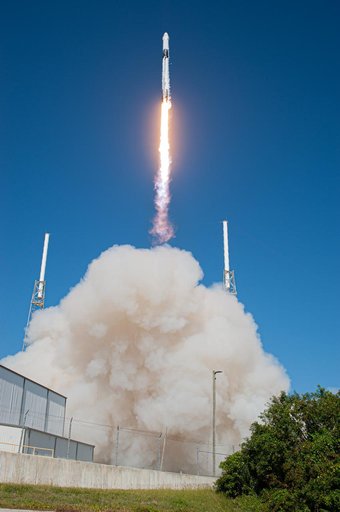 SpaceX CRS-19 Liftoff