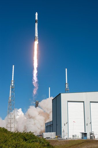 SpaceX CRS-19 Liftoff