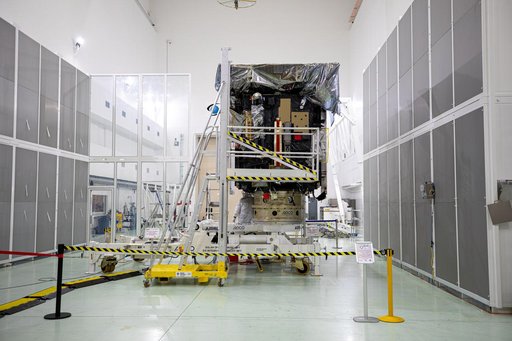 Solar Orbiter Media Day at Astrotech