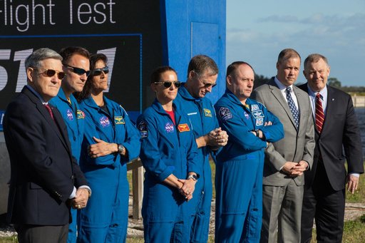 Administrator with Astronauts and KSC Center Director Briefing