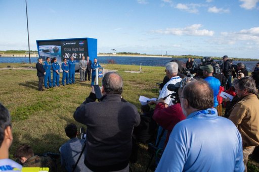 Administrator with Astronauts and KSC Center Director Briefing
