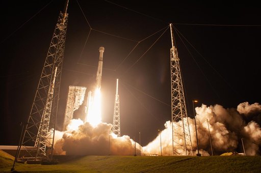 CCP Boeing OFT ULA Rocket Liftoff