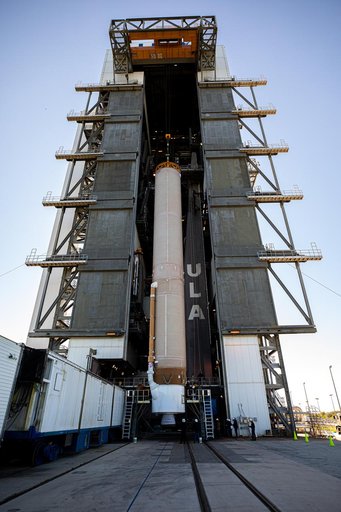 Solar Orbiter Launch Vehicle on Stand (LVOS)