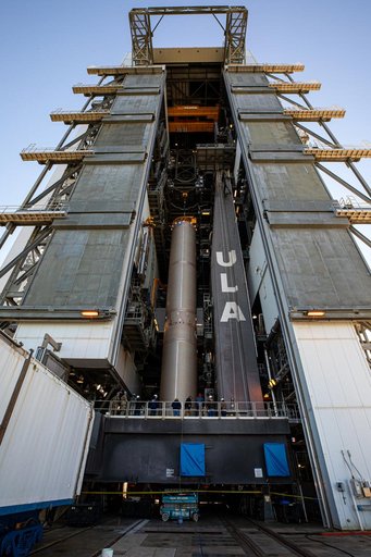Solar Orbiter Launch Vehicle on Stand (LVOS)
