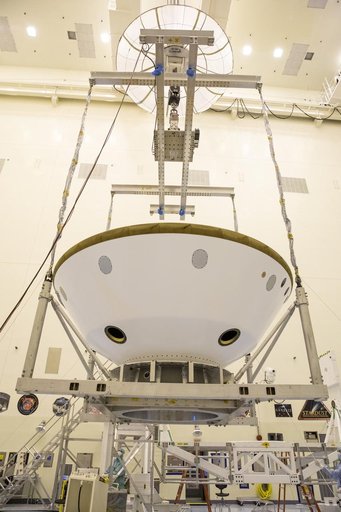 Mars 2020 Lift Activities in PHSF