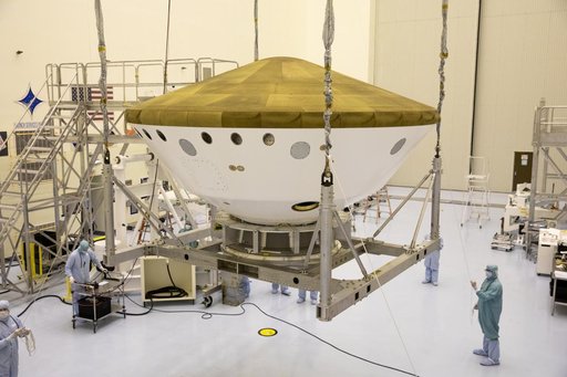 Mars 2020 Lift Activities in PHSF
