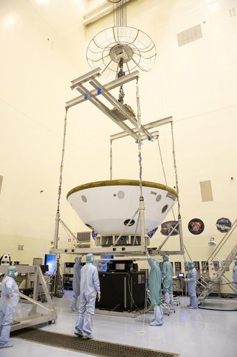 Mars 2020 Lift Activities in PHSF