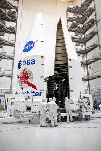 Solar Orbiter Encapsulation at Astrotech