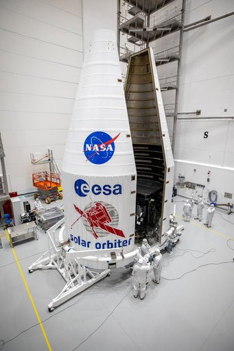 Solar Orbiter Encapsulation at Astrotech