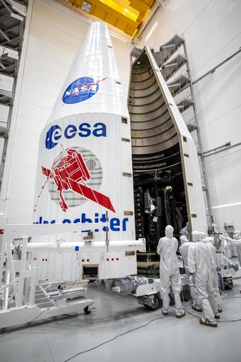 Solar Orbiter Encapsulation at Astrotech