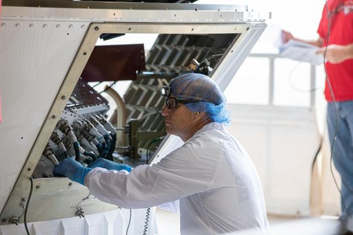 Solar Orbiter Spacecraft Lift and Mate