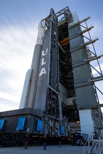 Solar Orbiter Rollout to Pad