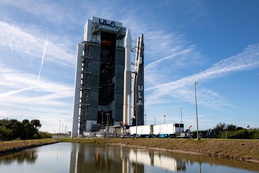 Solar Orbiter Rollout to Pad