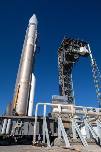 Solar Orbiter Rollout to Pad