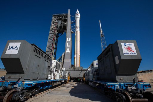 Solar Orbiter Rollout to Pad