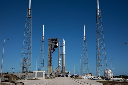 Solar Orbiter Rollout to Pad