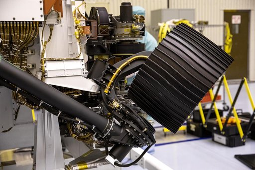 Mars 2020 Rover Processing in PHSF - Cleaning
