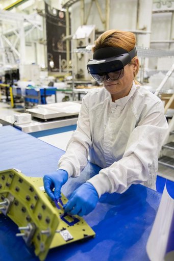 Augmented Reality Work on Orion CM Heatshield