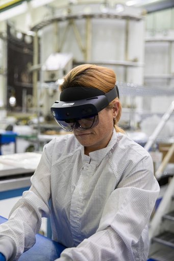 Augmented Reality Work on Orion CM Heatshield